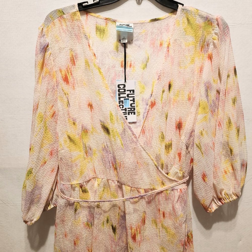 NWT - Women's 3X 3/4 Sleeve Floral V-Neck Wrap Top - Future Collective - Picture 4 of 4